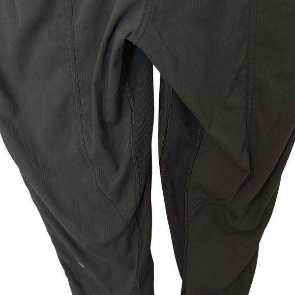 Lululemon Dance Studio Crop 25” Black Size 4 - Picture 8 of 12